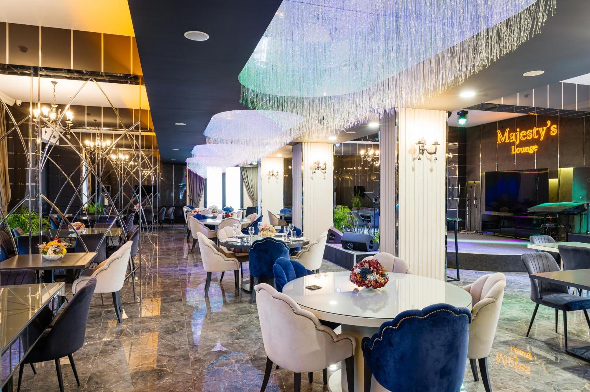 Royal Palace Hotel Никосия Экстерьер фото